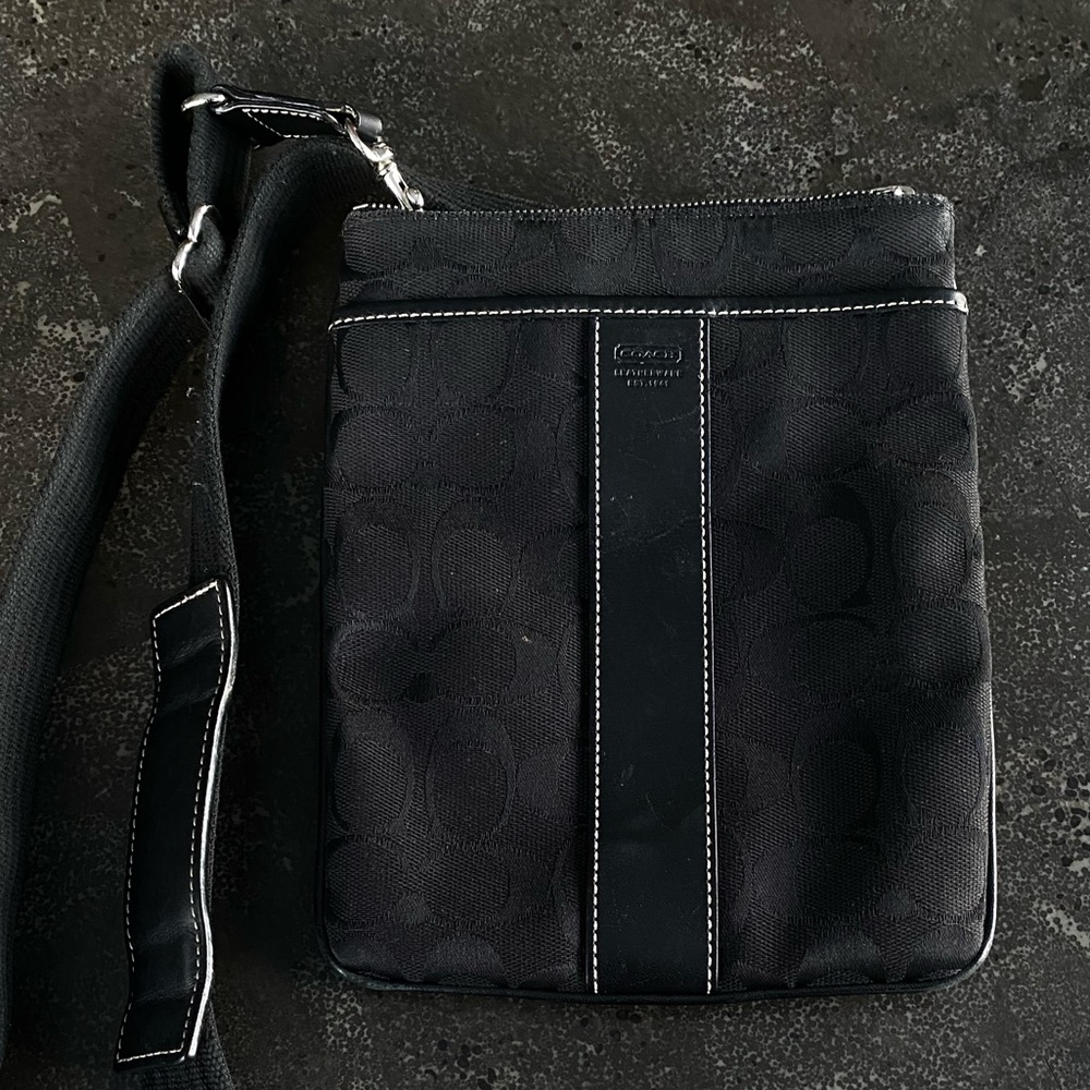 COACH Black Crossbody, Almost brand new - Picture 6 of 6